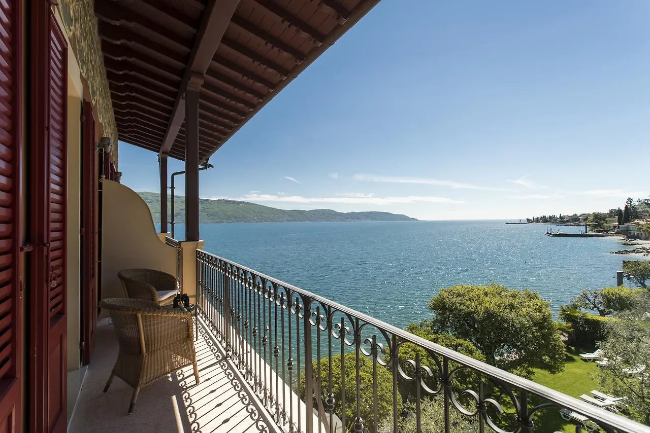 Hotel Gardenia Al Lago Gargnano 3*,